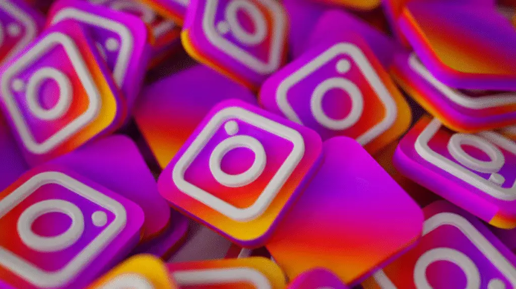 What Does “CLFS” Mean On Instagram