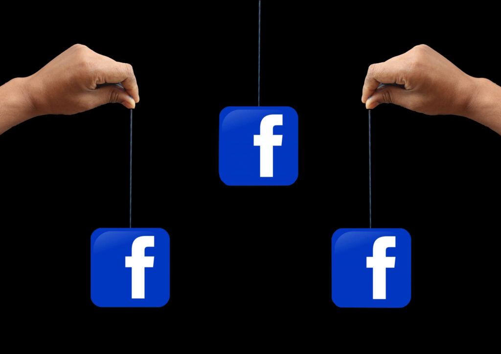 Why I Switched from Private to Public Facebook Groups (And Then Back Again)